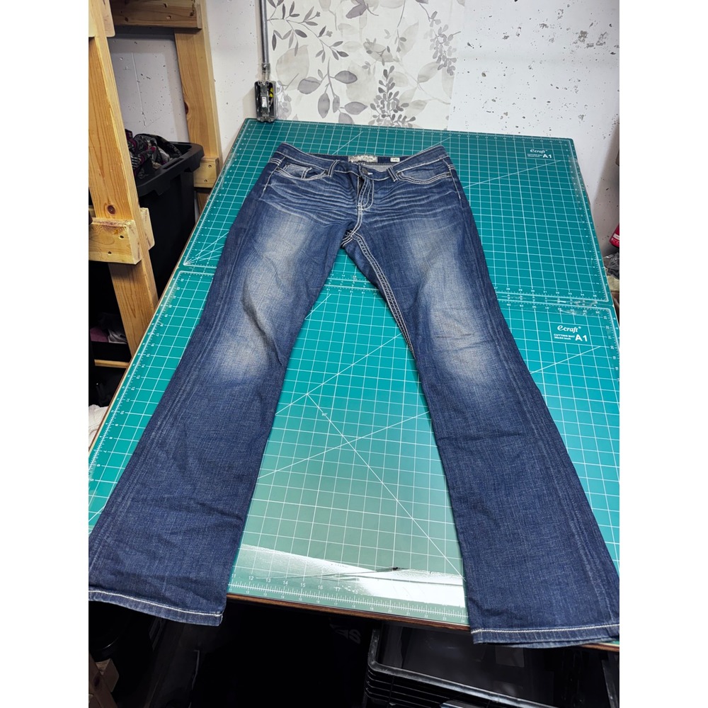 BKE Payton Bootcut Jeans Womens 34L Medium Wash Whiskered Denim Pants